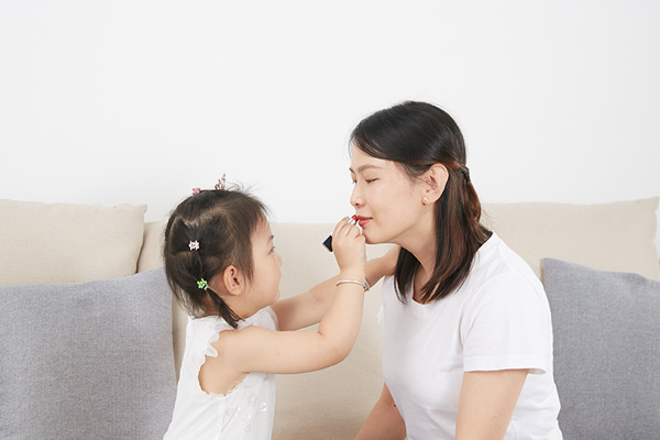 试管代怀生子需要多少钱，会受到哪些因素的影响？